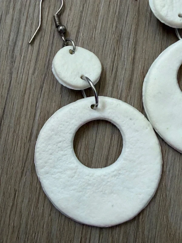 White summer earrings – photo 3